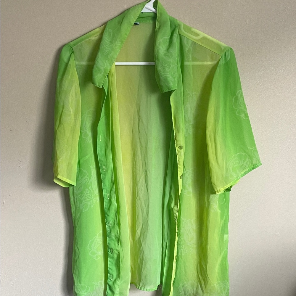 Sheer Green Floral Button-Up Shirt (Vin T)​
